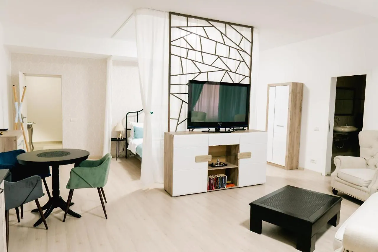 Chic Studio Bucarest 0*,